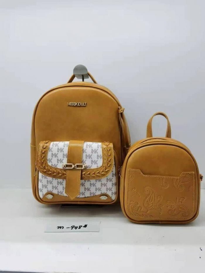 Sac-a-dos-_2_ sac à dos Loumate Dakar